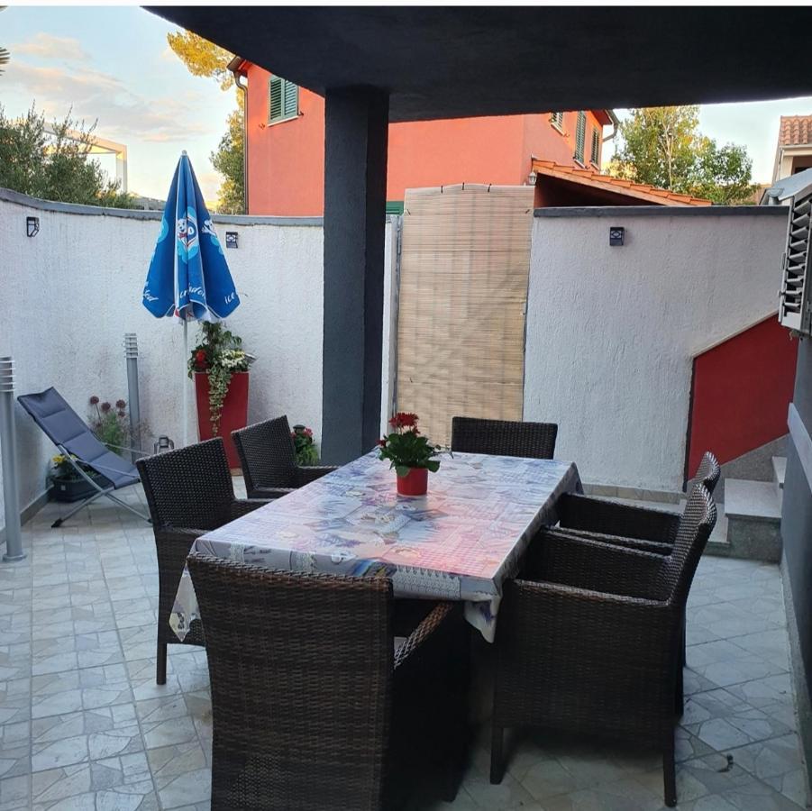 Apartman Karla Jadrija Bagian luar foto